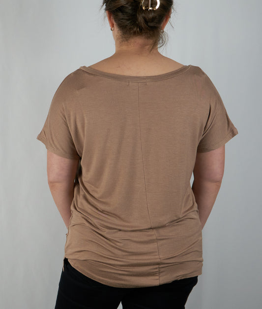 Basic V-Neck Tee